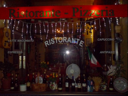 Photo: Pizzeria Mercato